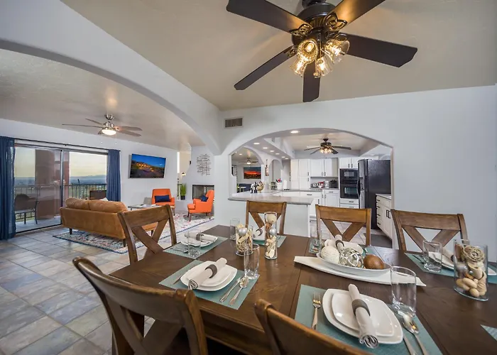 Indoor Pool , Amazing Views, Game Room, Gym & Tucson